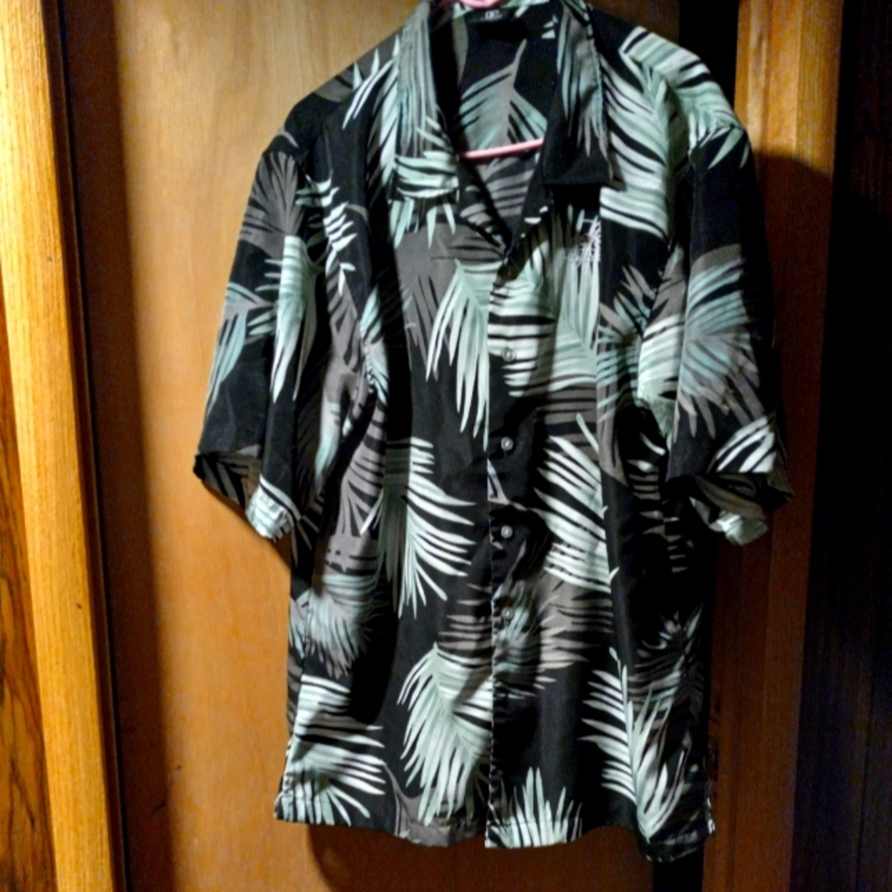 MENS HAWAIIAN STYLE SHORT SLEEVES BUTTON DOWN SHIRT XXL
